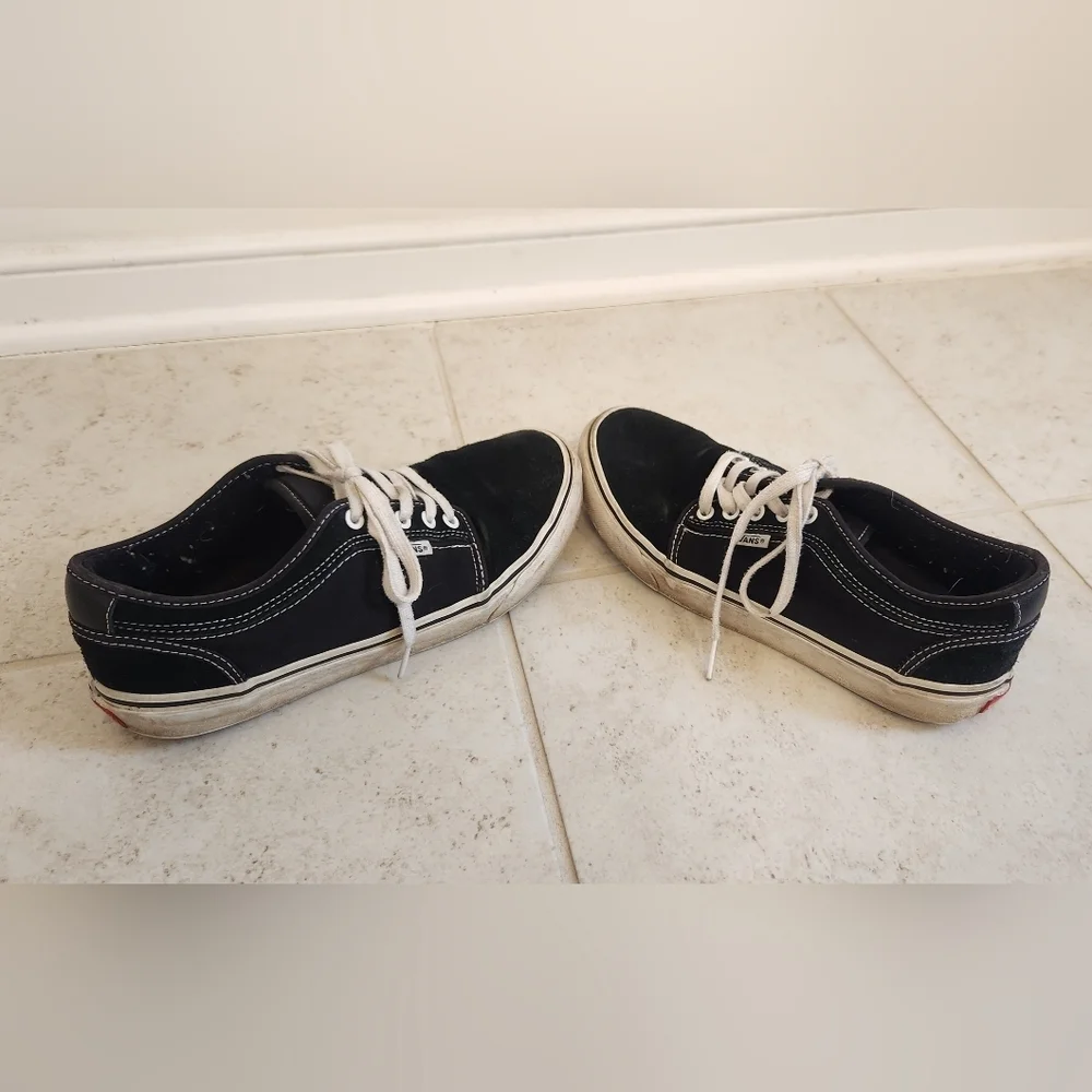Black White Canvas Sneaker Shoe‎ VANS Mens Size 8.5 READ